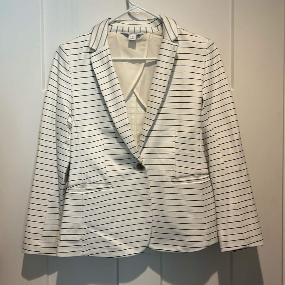 Old Navy white and navy/black pinstripe blazer